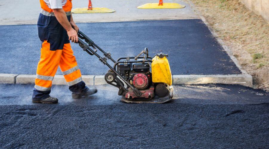 Professional gutter cleaning in Alabaster, AL